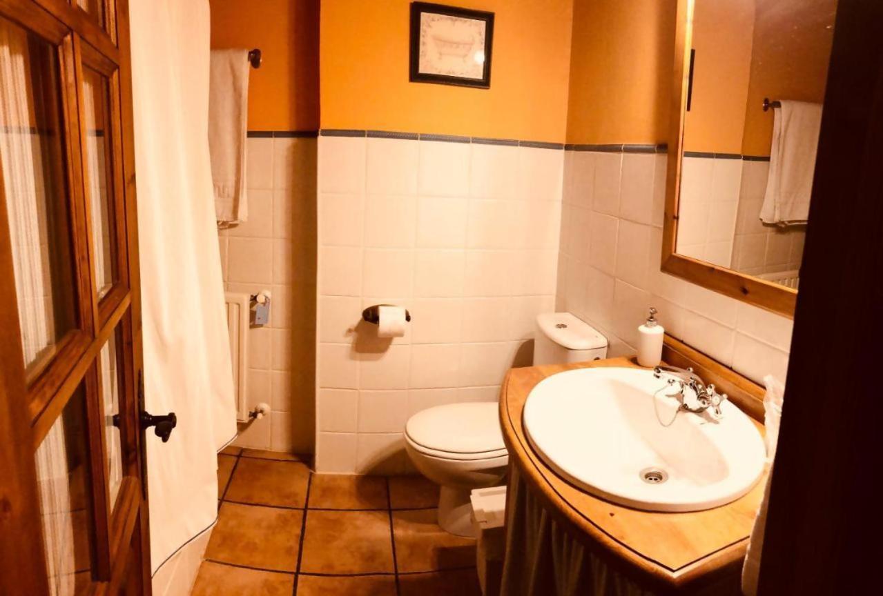 L'espantayu Hotel Cereceda (Asturias)