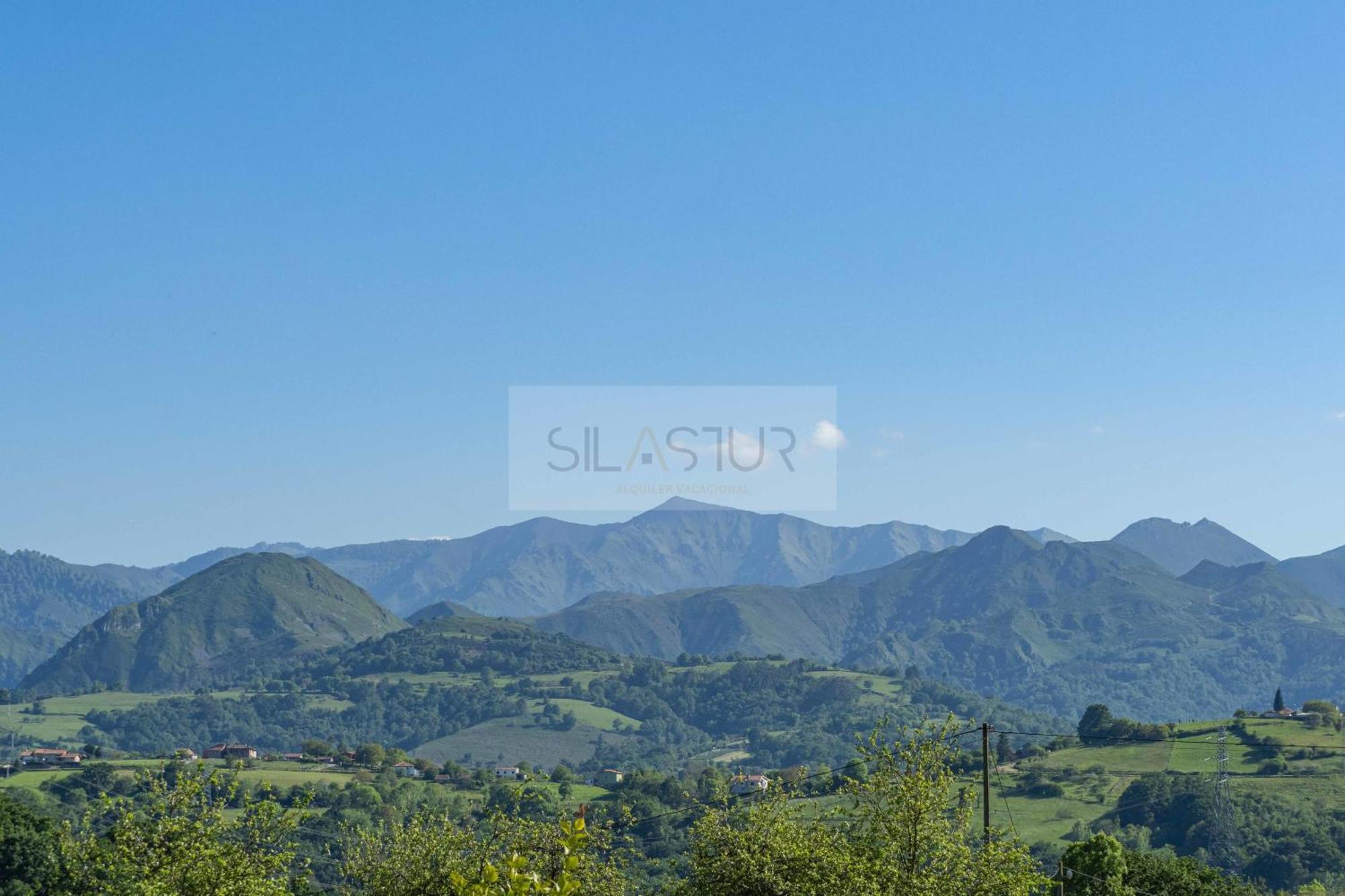 Hotel El Balcon Del Profesor By Silastur Cereceda (Asturias)